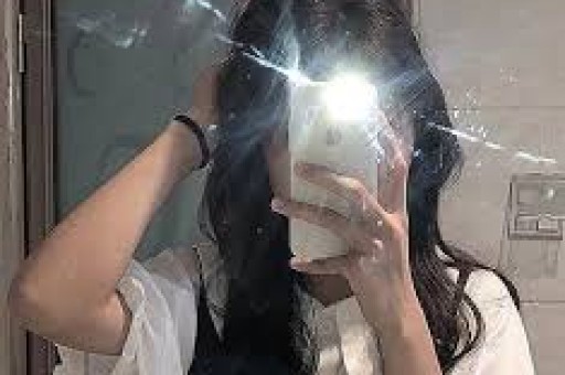 老公出轨王祖贤她被称为豪门弃妇却成为香港人人羡慕的贵夫人