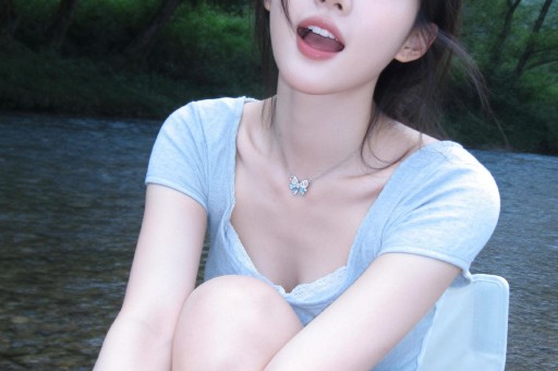 女演员千万别整容！看34岁热巴和40岁张小斐就懂了张艺谋看太准