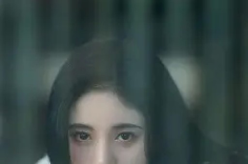 丢掉“苦情人设”她转型美妆博主直播一晚入账10万